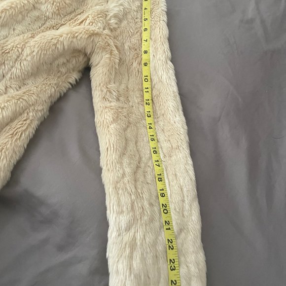 Cream faux fur coat by Brave Soul size M - Picture 5 of 8